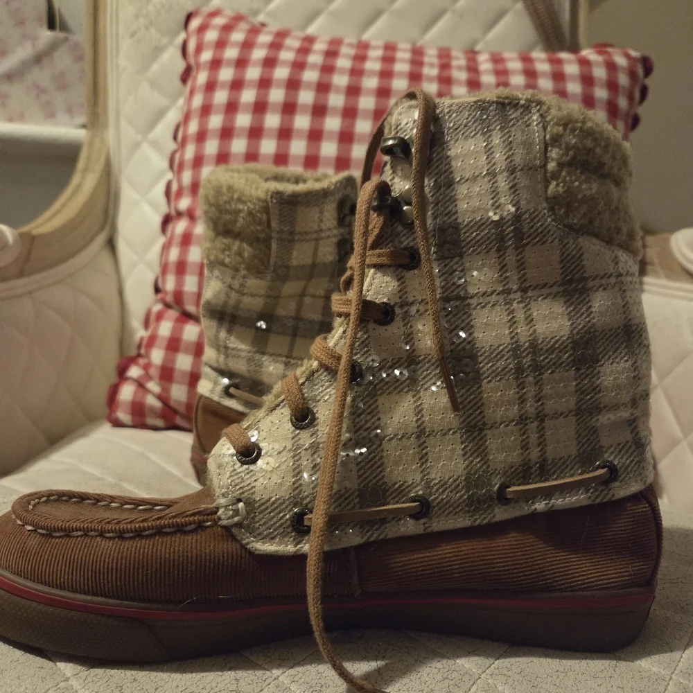Sperry Topsider Plaid Sherpa-Lined Women's Boots